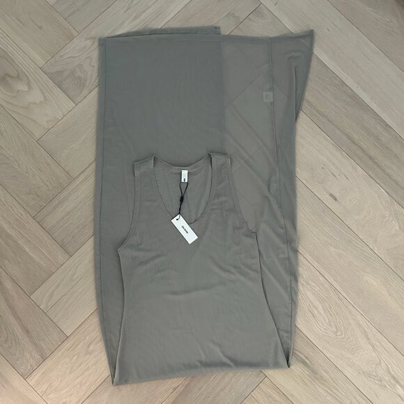 NWT Joah Brown Maxi Slit Dress - Picture 1 of 5